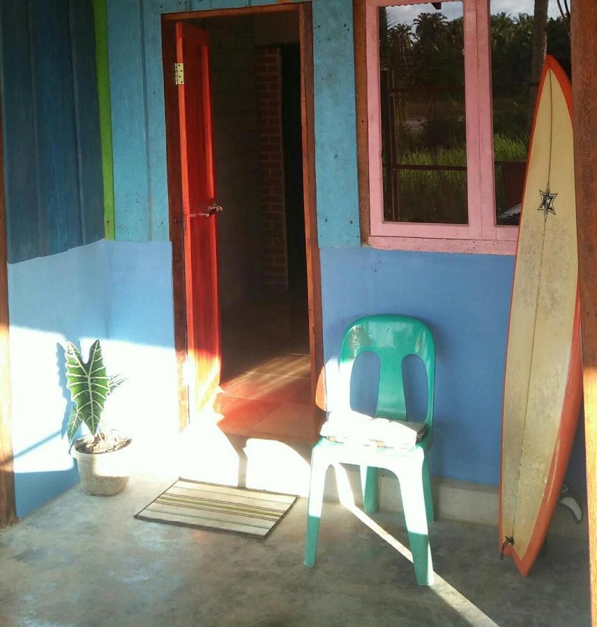 Salty Dog Hostel Telukdalem Exteriér fotografie