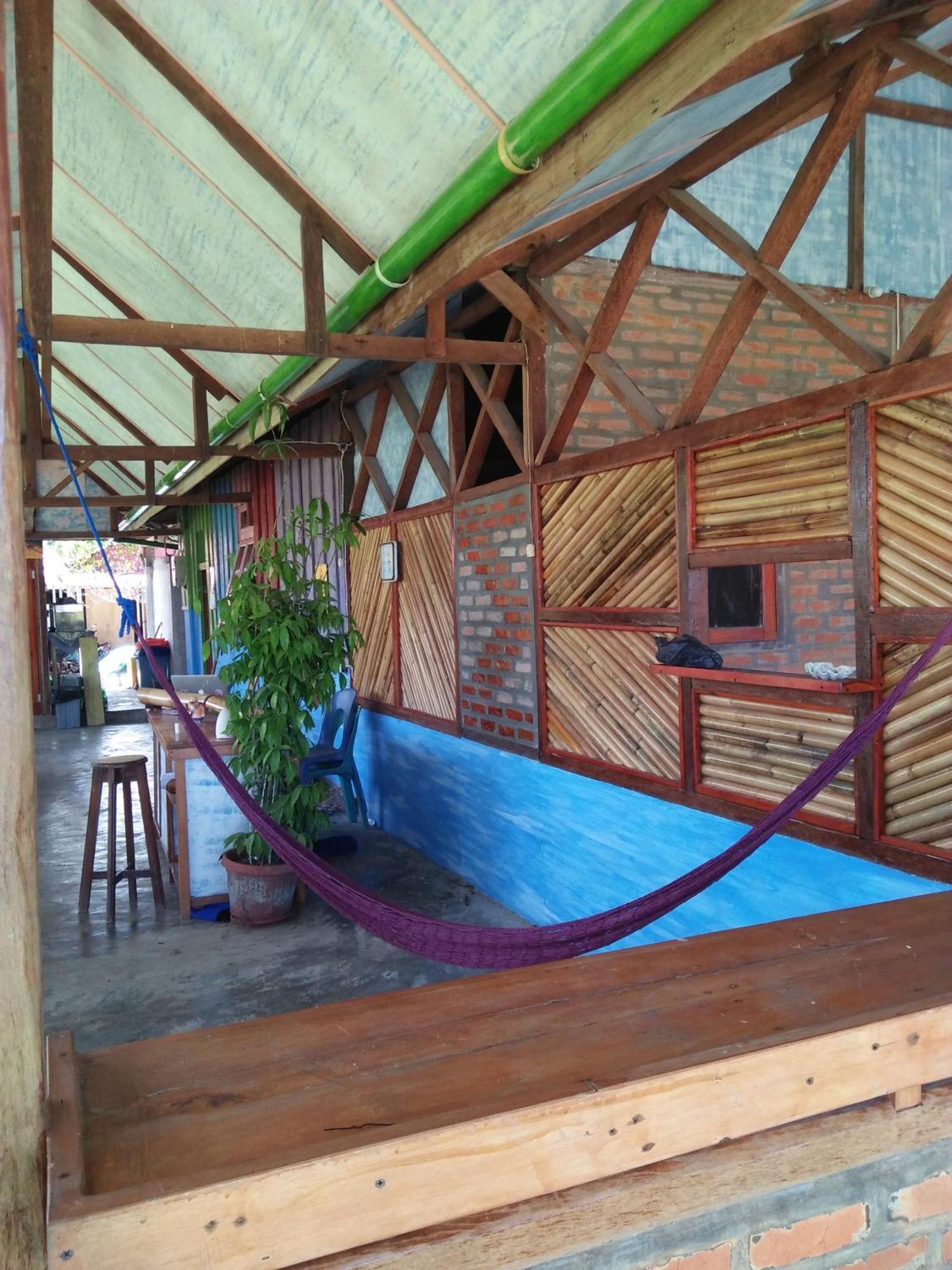 Salty Dog Hostel Telukdalem Exteriér fotografie